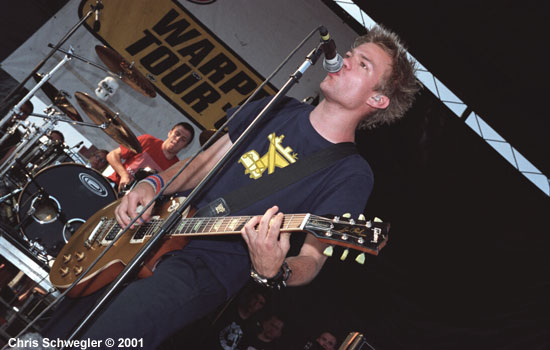 sum41leadsngr.jpg